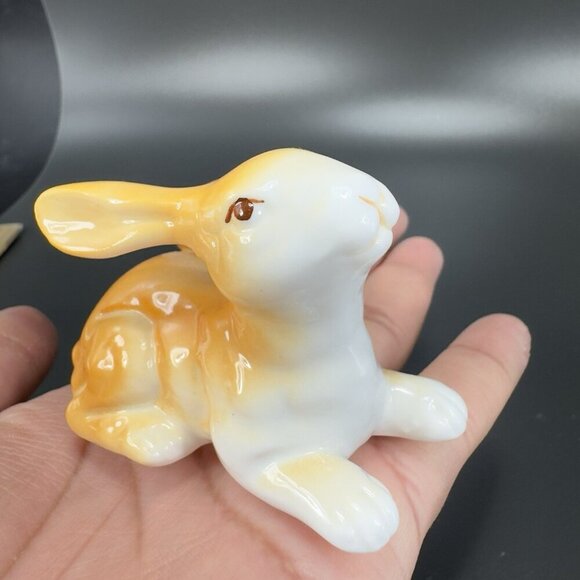 Vintage Bone China Small Rabbit Bunny Porcelain Figurine Tan White Figure VTG - Picture 6 of 11